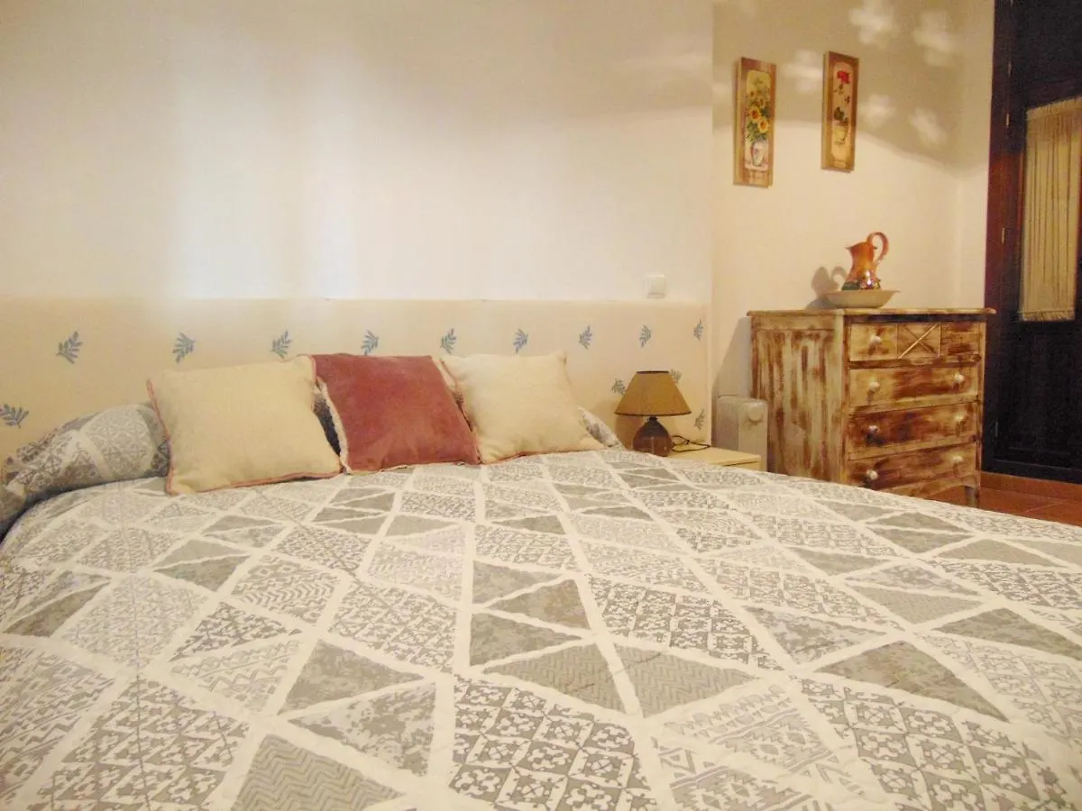 4 Bedrooms House With Enclosed Garden And Wifi At Sanlucar La Mayor Sevilha