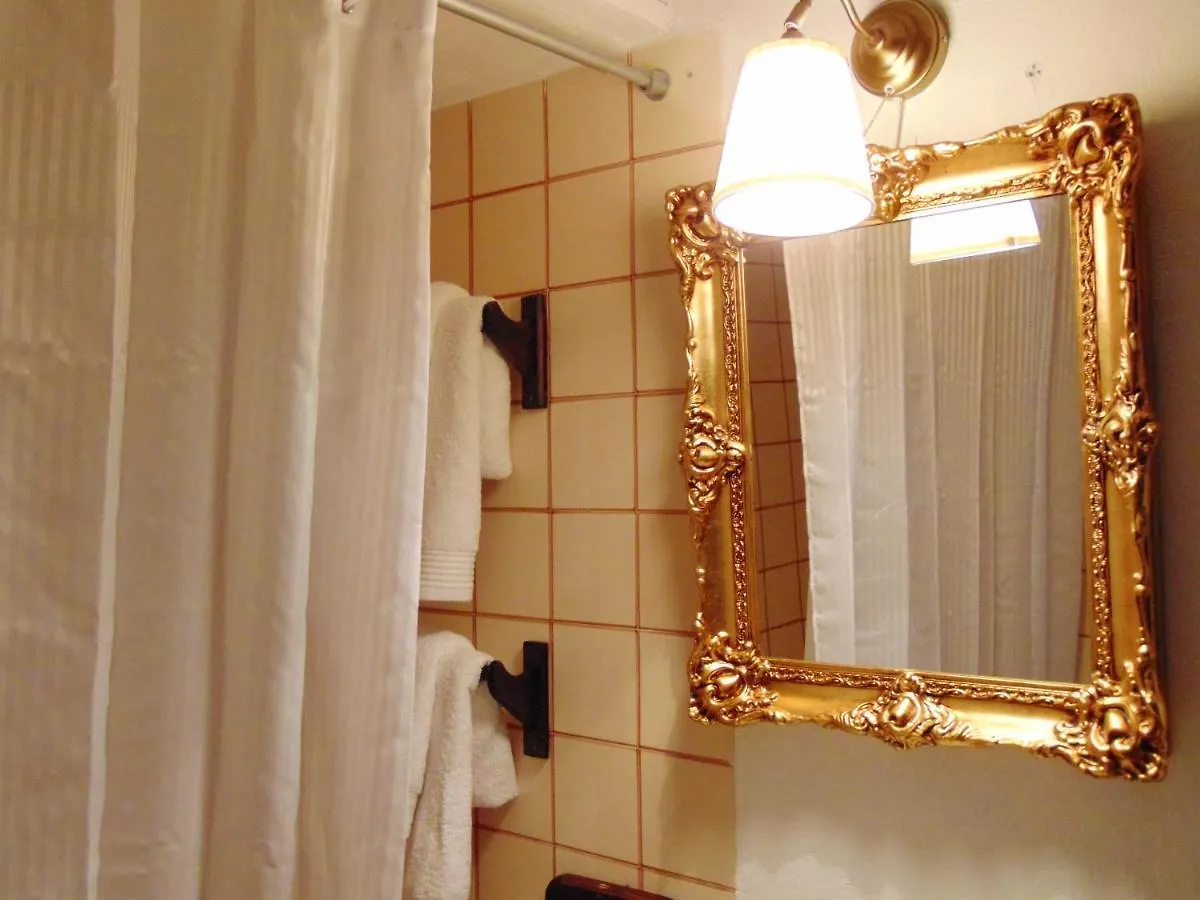4 Bedrooms House With Enclosed Garden And Wifi At Sanlucar La Mayor Sevilla Semesterbostad